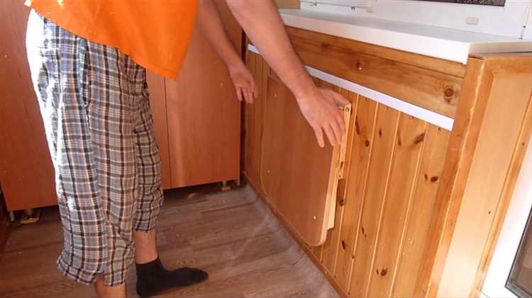 Сборка и крепление столешницы