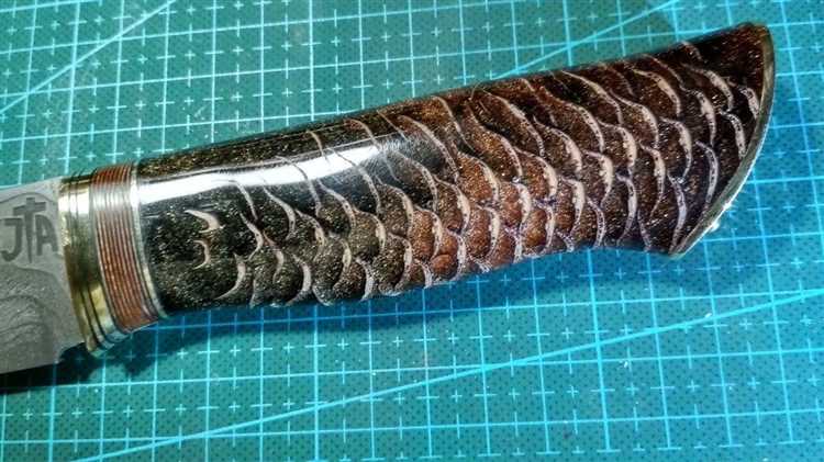 Выбор формы и размера будущей рукояти под клинок