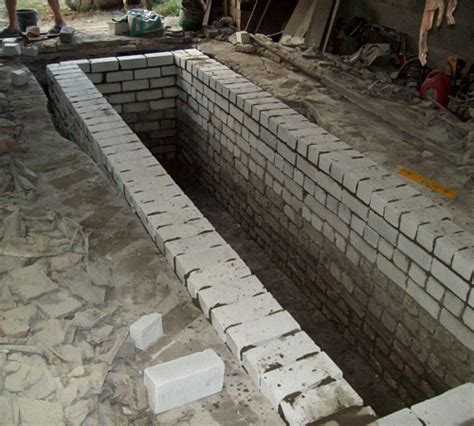 Изготовление и установка перекрытия с люком для закрытия ямы