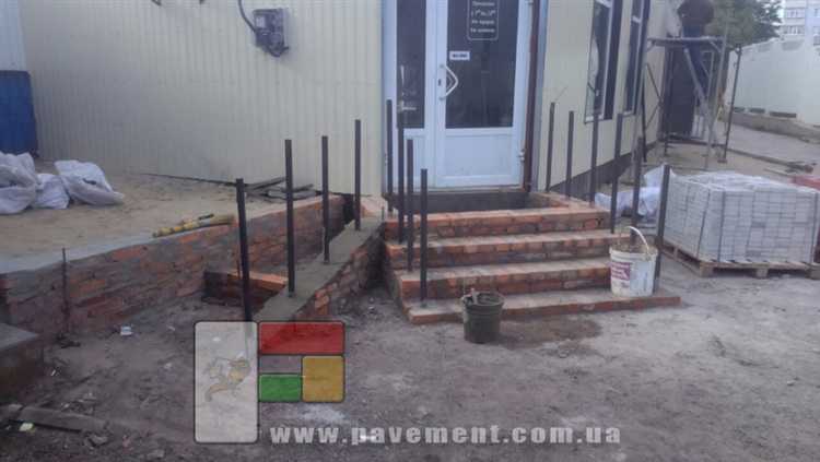 Уход и ремонт ступенек из тротуарной плитки после укладки