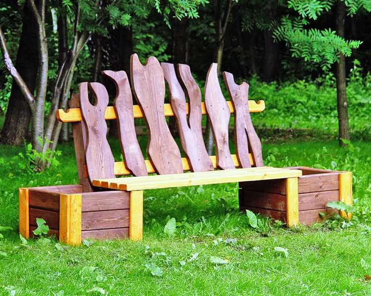 Подготовка инструментов для сварки металлической лавочки