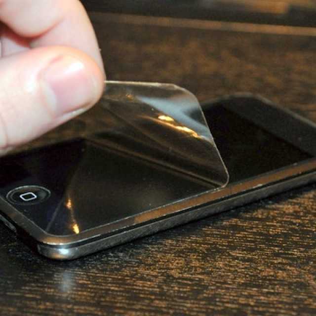 Применение полировочной пасты для более глубоких царапин