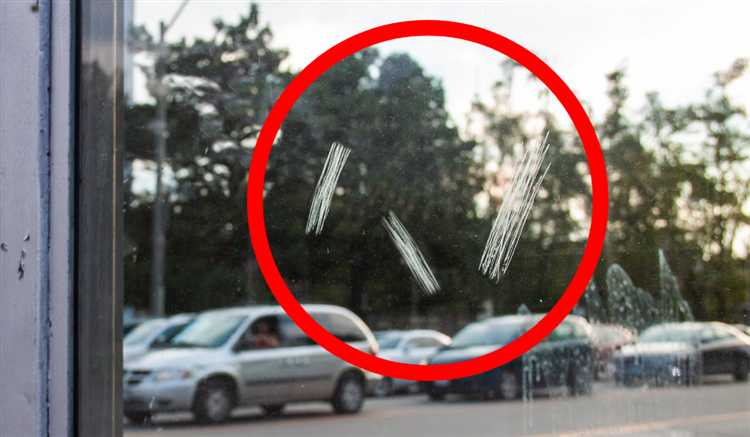 Какие материалы и инструменты подходят для удаления мелких царапин