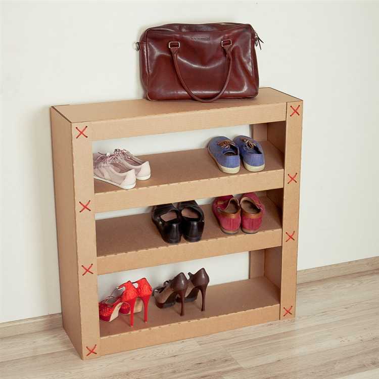 Как использовать дверцы и внутренние стенки шкафа для дополнительного хранения обуви