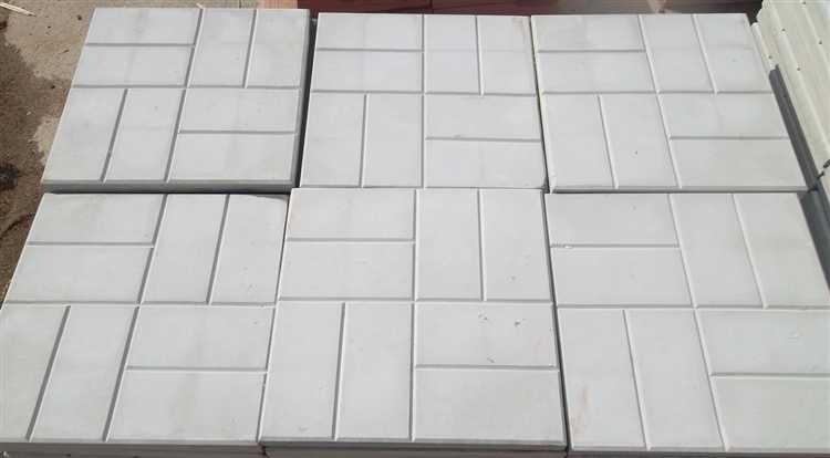 Преимущества различных форм и размеров плитки для отмостки