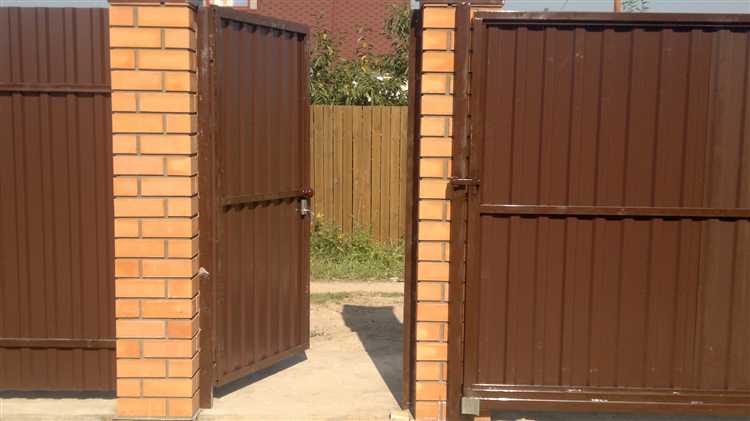 Кто производит пикс панели столбов для забора