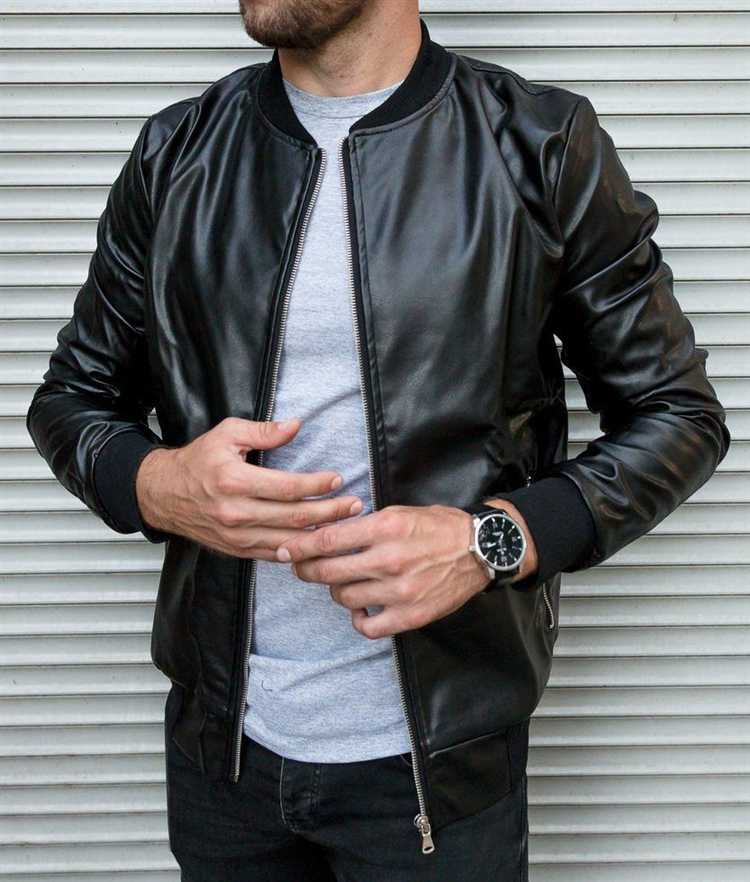 Как аккуратно снять старое покрытие с воротника