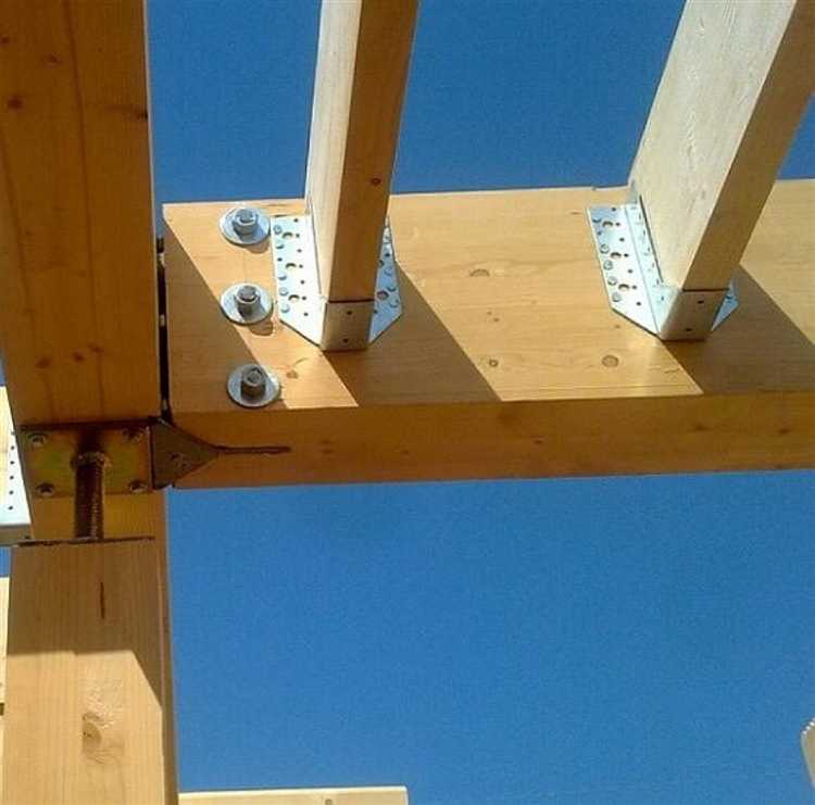 Подготовка поверхности стены перед установкой опоры