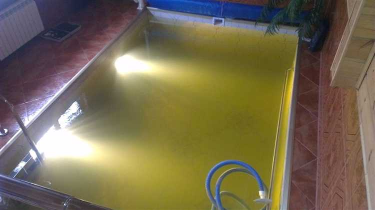 Вода в бассейне молочного цвета как исправить