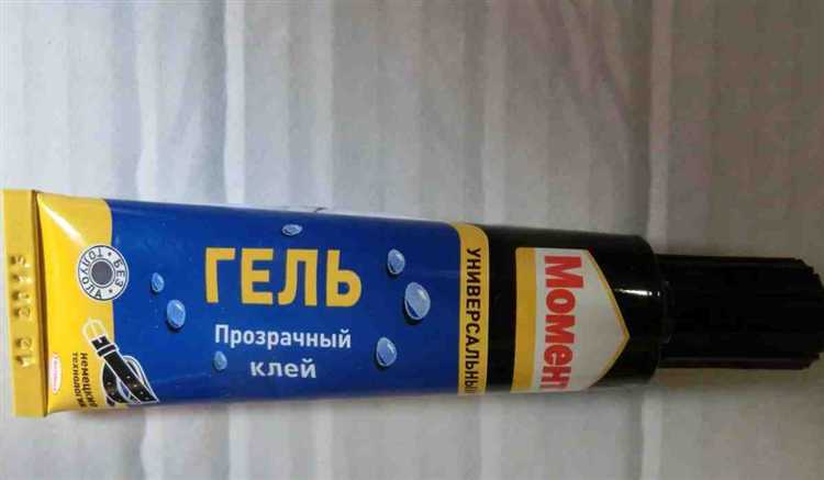 Как быстро сохнет клей Момент на пластике, дереве и металле