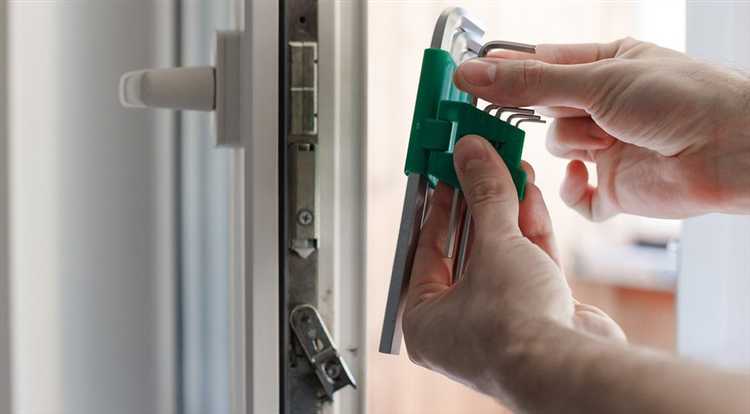 Балконная дверь не закрывается плотно что делать