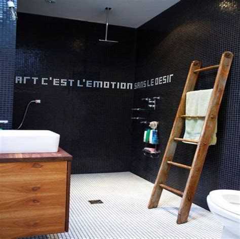 Чем отделать стены в прихожей для защиты от загрязнений