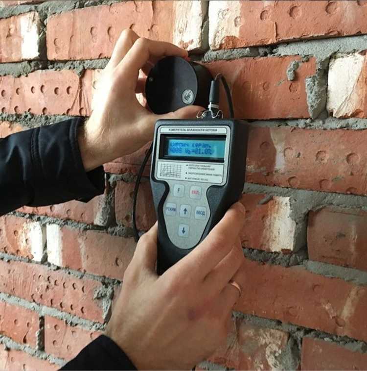 Какие материалы подходят для заделки трещин в швах