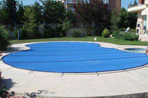 Способы крепления накрытий к бортам бассейна