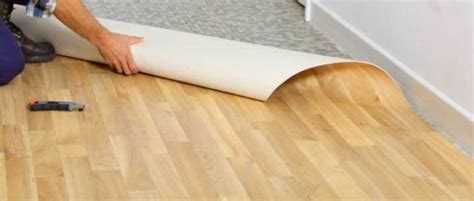 Чем натереть линолеум для блеска Чем натереть линолеум для блеска