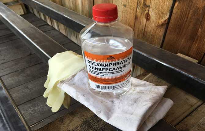 Техника удаления жировых и масляных пятен с дерева