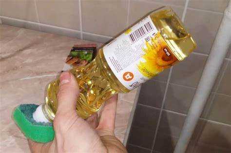 Насколько безопасно использование бензина Калоша для обезжиривания стекла