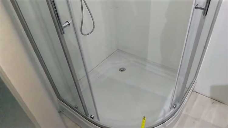 Чем отличается душевая кабина от душевого уголка