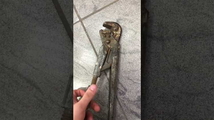 Конструктивные различия между газовым и разводным ключами