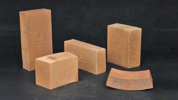 Можно ли заменить шамотный кирпич огнеупорным и наоборот