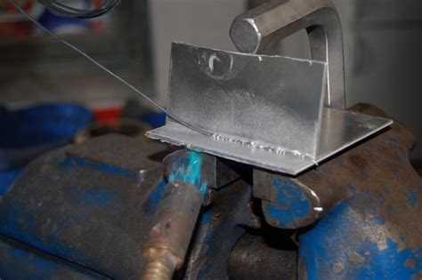 Выбор инструмента для ручного пиления алюминия