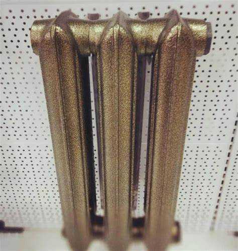 Важно учитывать не только максимальную температуру, но и циклы нагрева и охлаждения. Частые перепады температуры требуют покрытия с высокой эластичностью и стойкостью к термоциклам. Краски с низкой термостойкостью могут отслаиваться и трескаться именно из-за температурных изменений.