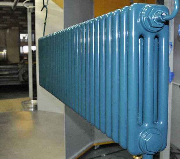 Особенности нанесения краски на чугунные и алюминиевые батареи