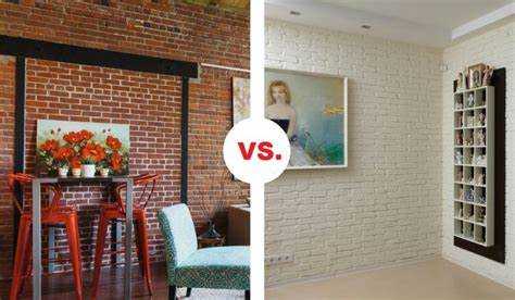 Уход за окрашенной кирпичной стеной в интерьере