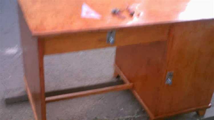 Чем покрасить столешницу для письменного стола Чем покрасить столешницу для письменного стола