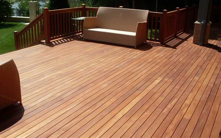 Подходят ли акриловые краски для деревянной террасы на открытом воздухе