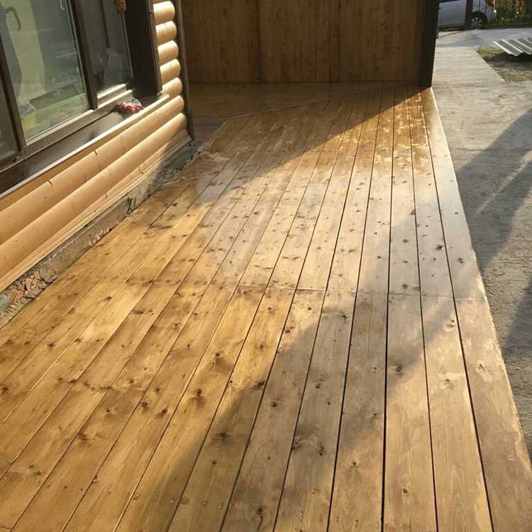 Как подобрать краску в зависимости от породы древесины террасы