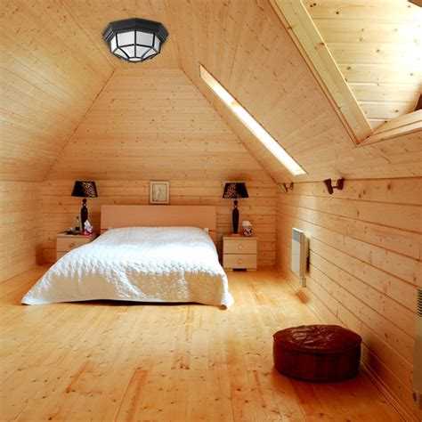 Подходит ли акриловая краска для внутренних работ по вагонке