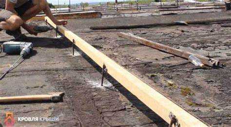 Особенности монтажа ондулина на крышу гаража