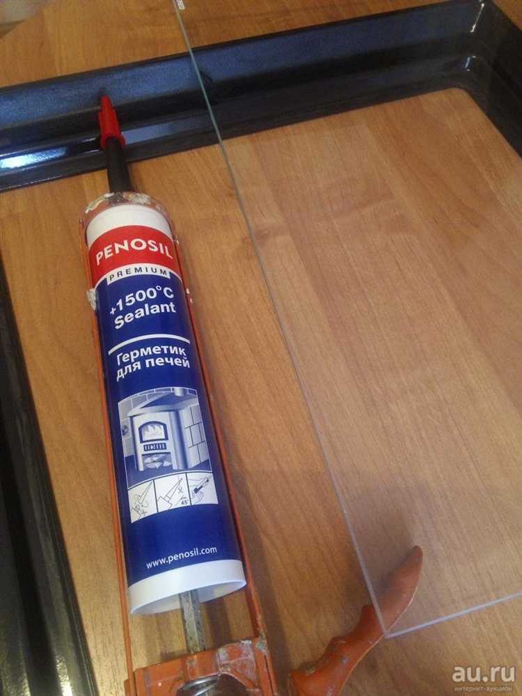 Фиксация стекла на дереве до полного высыхания