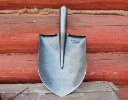 Как правильно наносить смазку на лопату перед работой