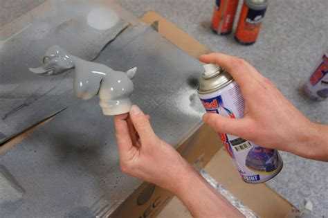 Уход за лопатой после работы и удаление остатков смазки