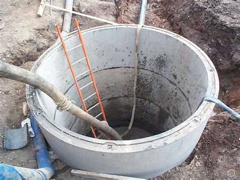 Герметизация швов при помощи монтажной пены и дополнительных средств