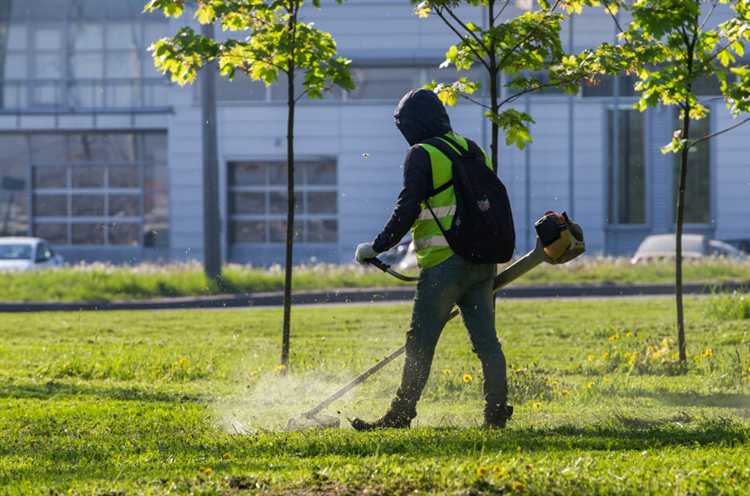 Использование мини-триммеров с защитой от зацепов и повреждений