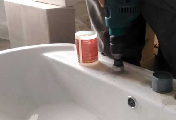 Что делать, если сверло застряло или откололась кромка