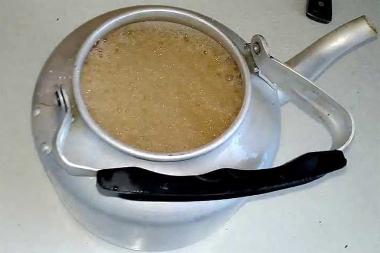 Когда следует обратиться к специалисту для удаления накипи в баке