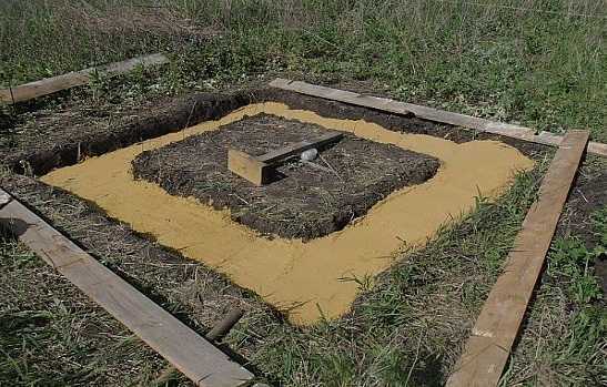 Чем утрамбовать песок вручную если нет виброплиты