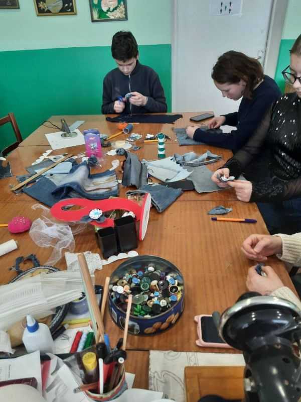 Использование домашних средств: сода, уксус и соль для восстановления оттенков