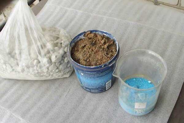 Какой роли играет мыло хозяйственное в составе побелки