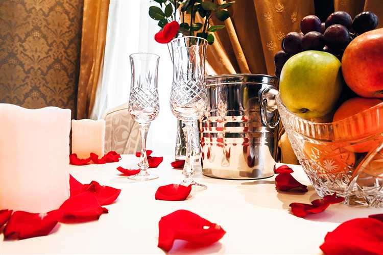 Орешки, маслины и другие мелкие закуски к вину