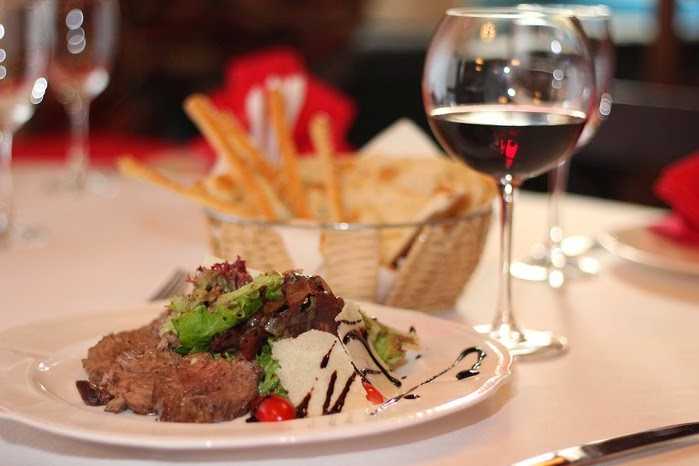 Закуски из морепродуктов для романтической атмосферы