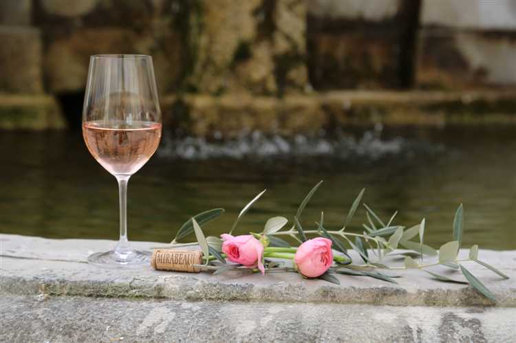 Фрукты и ягоды, которые подчёркивают вкус вина