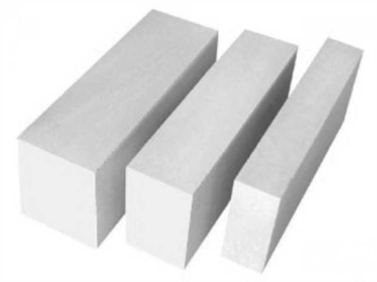 Что лучше газобетон или кирпич для строительства дома