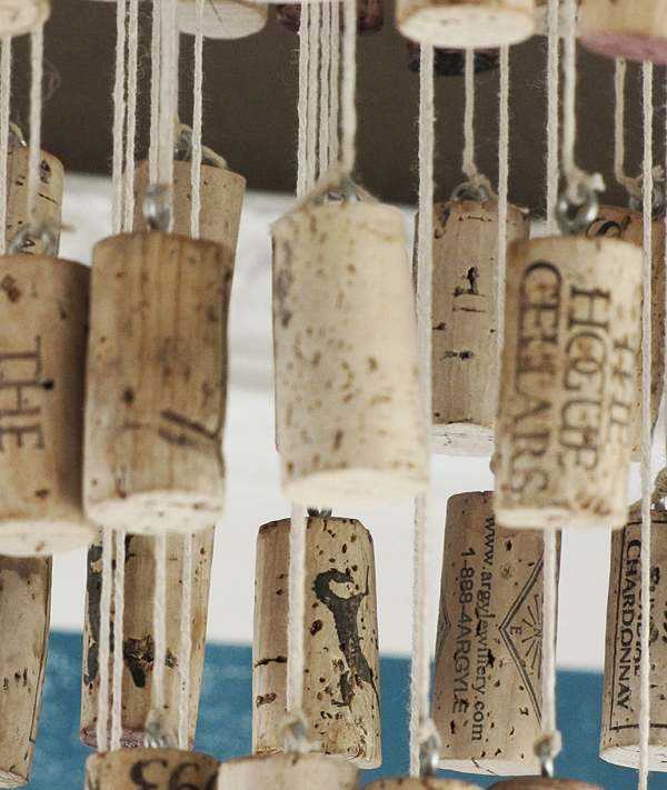 Как сделать из пробок необычные серьги или браслеты?