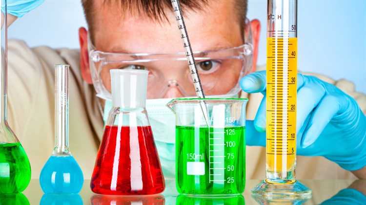 Чем отличается стеклянная и пластиковая тара при работе с растворами