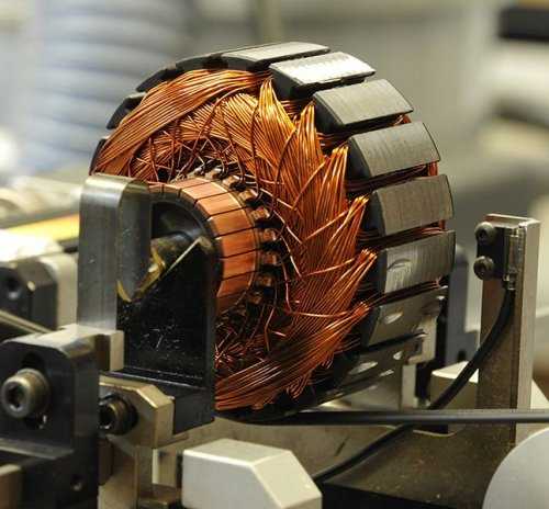 Влияние температуры на удельную электрическую проводимость металлов и полупроводников